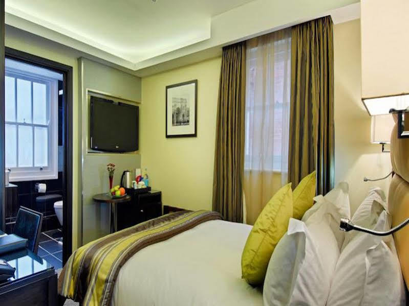 Park Grand Mayfair Λονδίνο Εξωτερικό φωτογραφία A room at the hotel